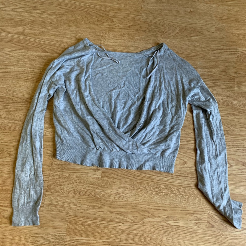Cropped sweater - Picture 2 of 2